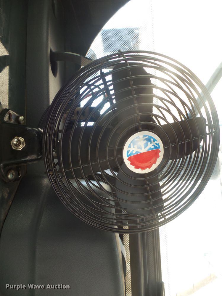 image for item DX9214 2010 John Deere 770G  motor grader