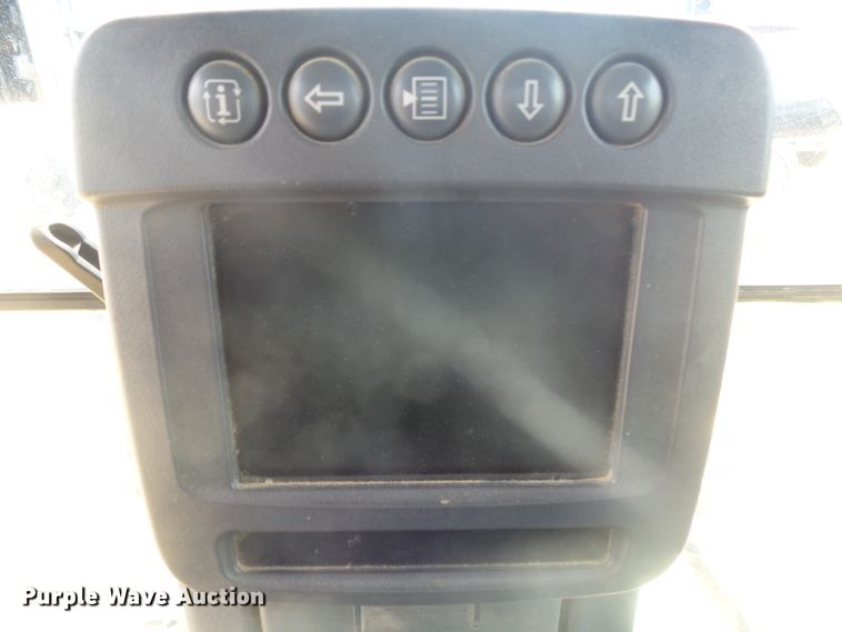 image for item DX9214 2010 John Deere 770G  motor grader