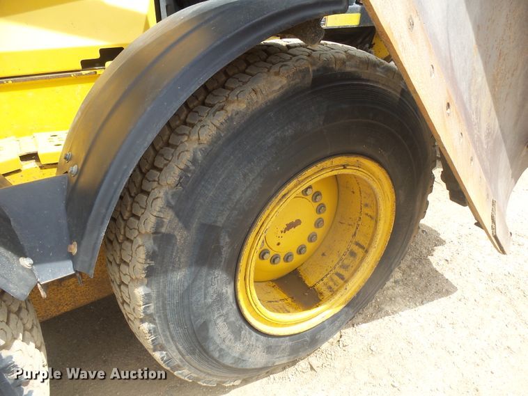 image for item DX9214 2010 John Deere 770G  motor grader