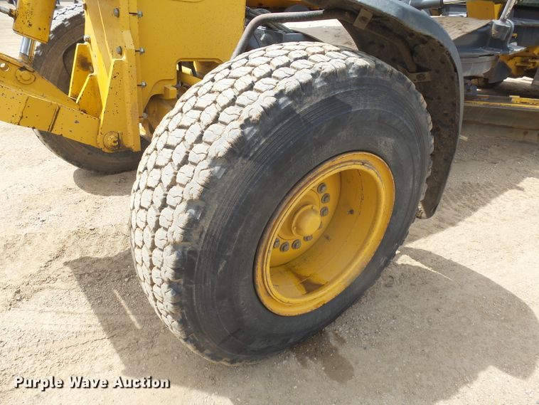 image for item DX9214 2010 John Deere 770G  motor grader