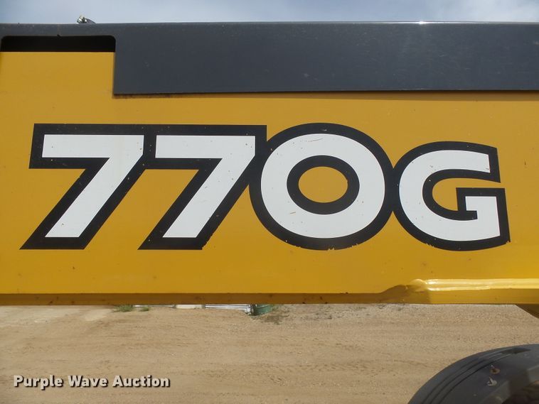image for item DX9214 2010 John Deere 770G  motor grader