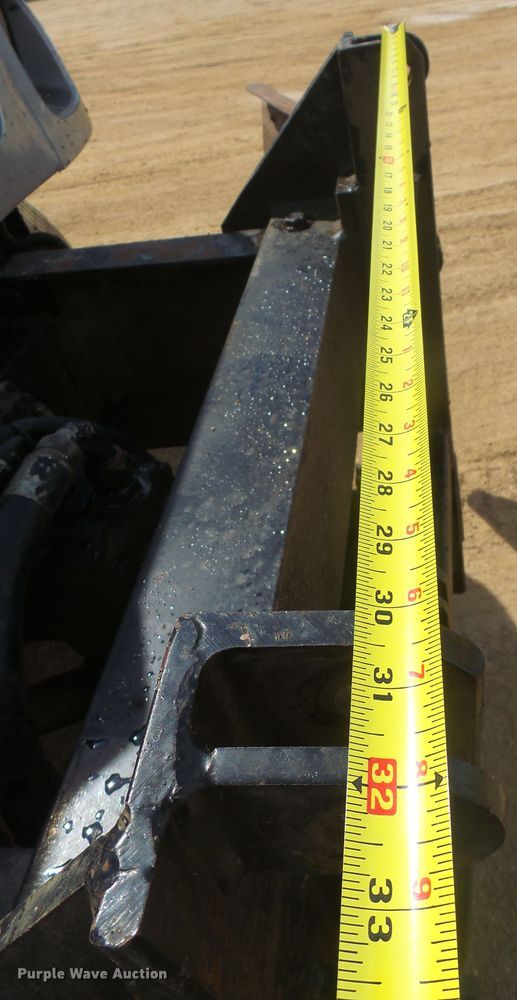 image for item DX9222 2007 International 7500  dump truck