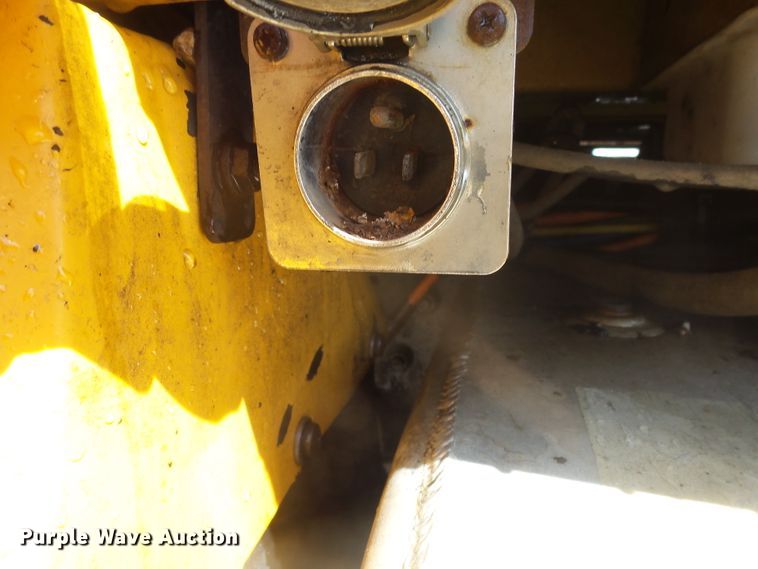 image for item DX9222 2007 International 7500  dump truck