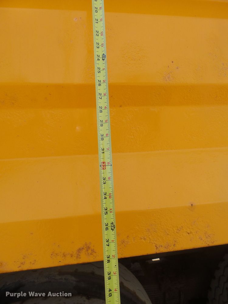 image for item DX9222 2007 International 7500  dump truck