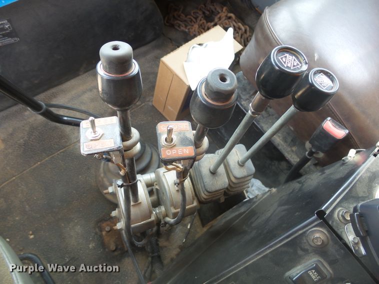 image for item DX9222 2007 International 7500  dump truck