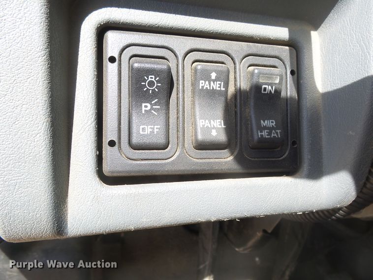 image for item DX9222 2007 International 7500  dump truck