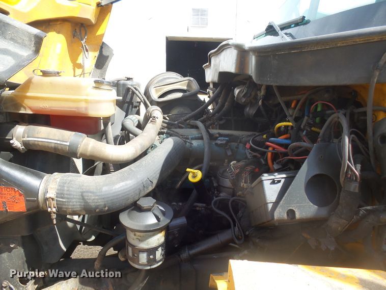 image for item DX9222 2007 International 7500  dump truck