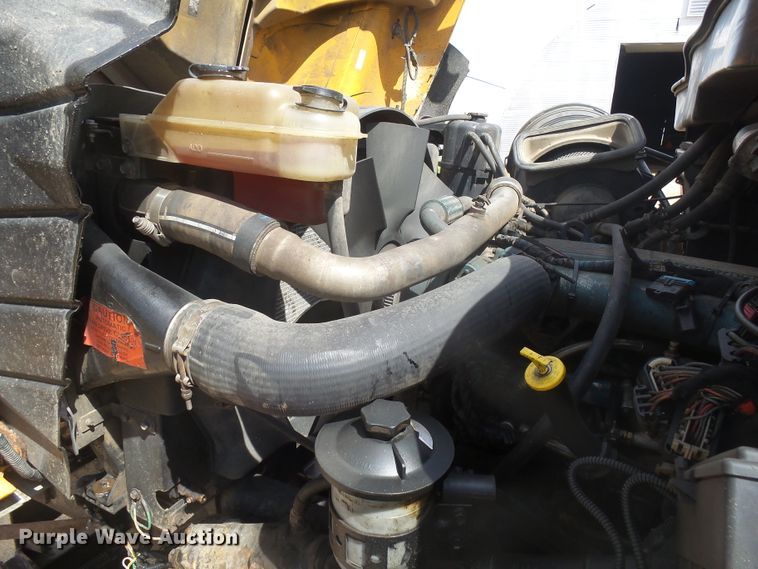 image for item DX9222 2007 International 7500  dump truck