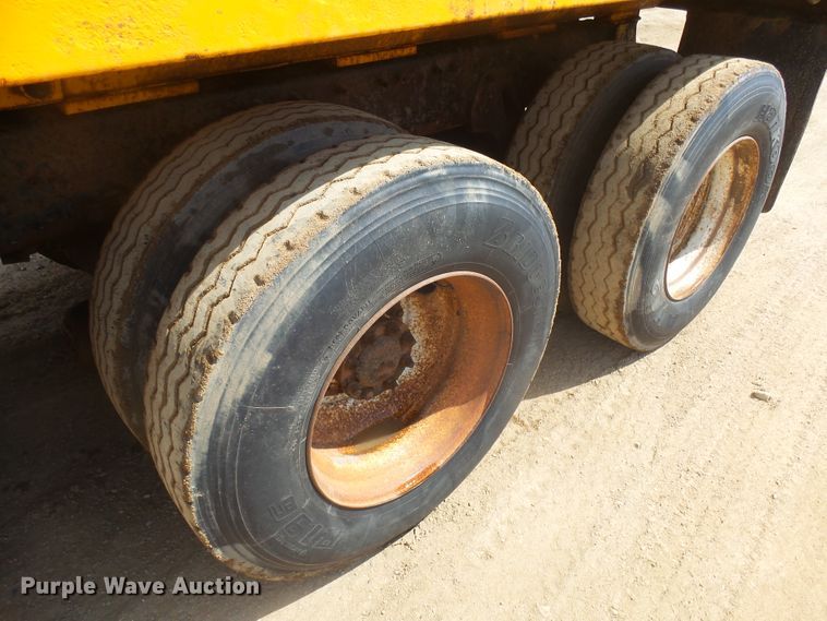 image for item DX9222 2007 International 7500  dump truck