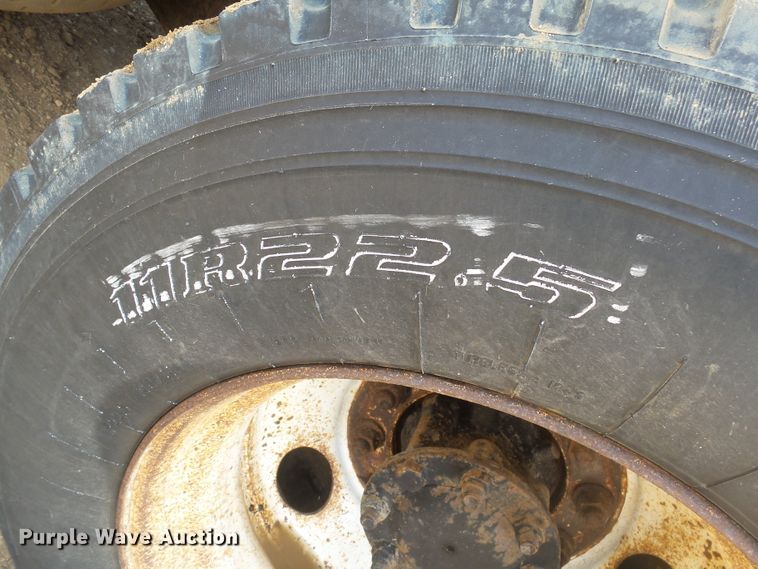 image for item DX9222 2007 International 7500  dump truck