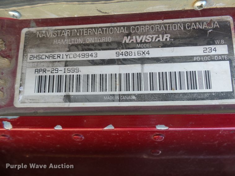 image for item DX9223 2000 International 9400i  semi truck