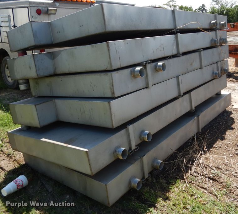 image for item FU9834 (6) steel tanks