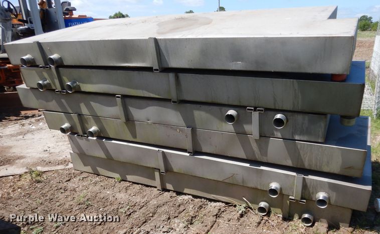 image for item FU9834 (6) steel tanks