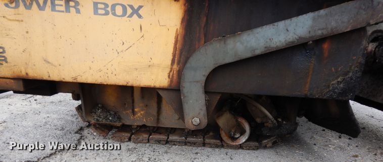 image for item GH9795 Gehl 1448  paver