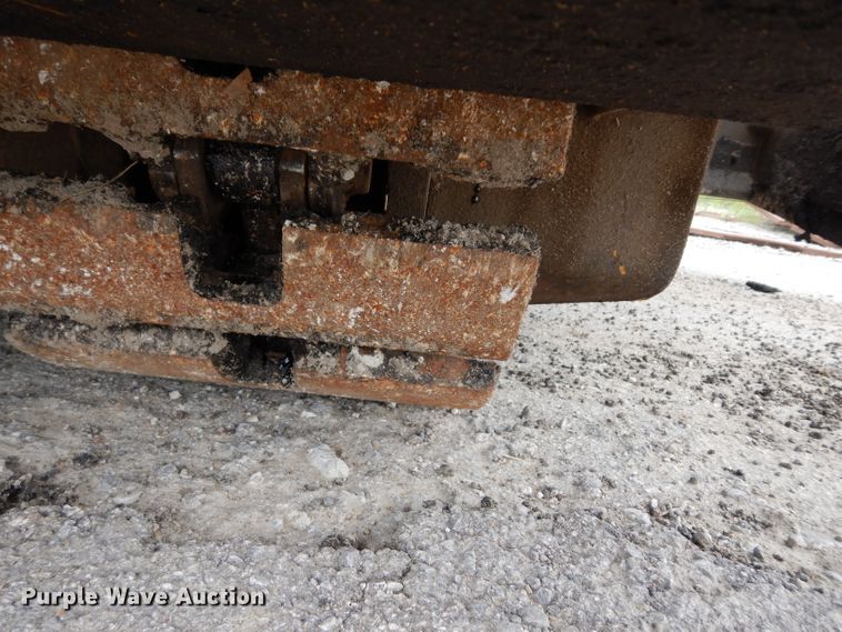 image for item GH9795 Gehl 1448  paver