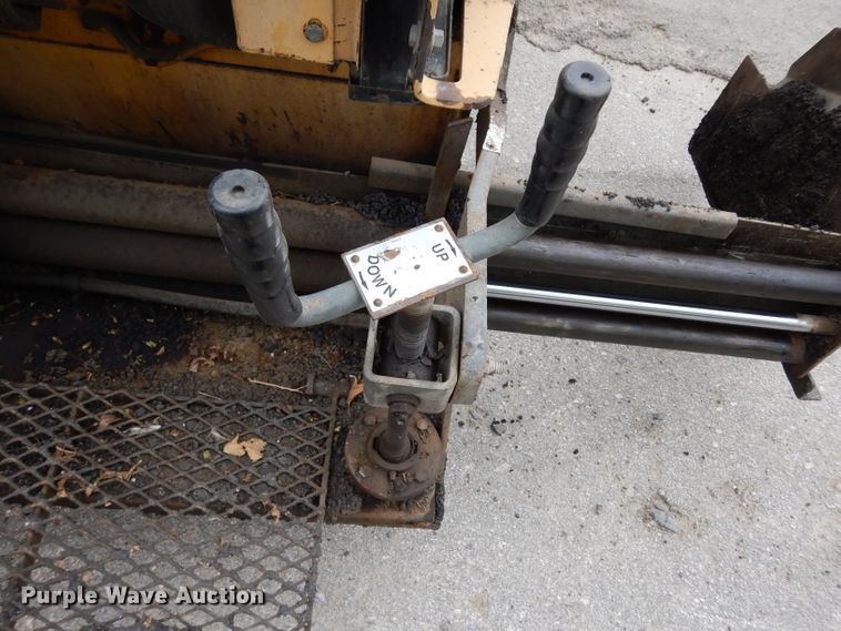 image for item GH9795 Gehl 1448  paver