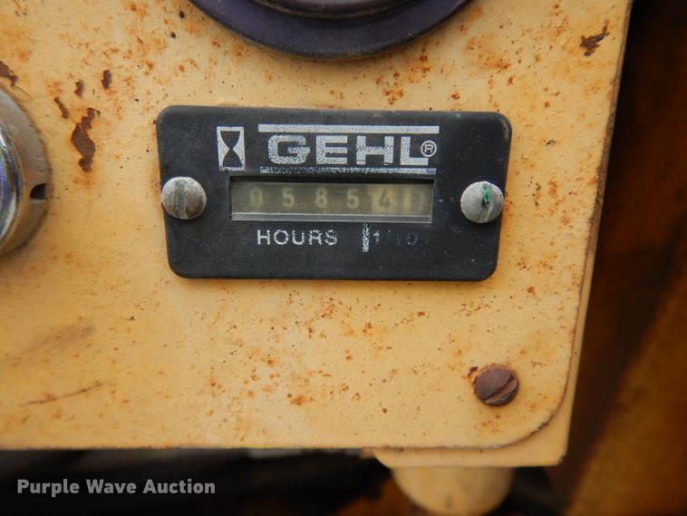 image for item GH9795 Gehl 1448  paver