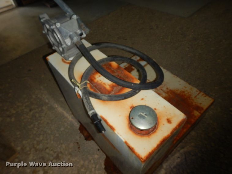 image for item GH9921 (2) L-shaped fuel tanks