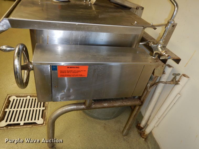 Groen soup kettle in Merriam, KS Item GH9955 sold Purple Wave