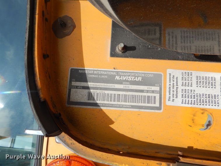 image for item GN9393 1995 International 3800  school bus