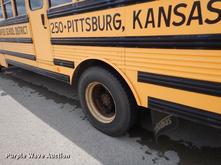 image for item GN9393 1995 International 3800  school bus