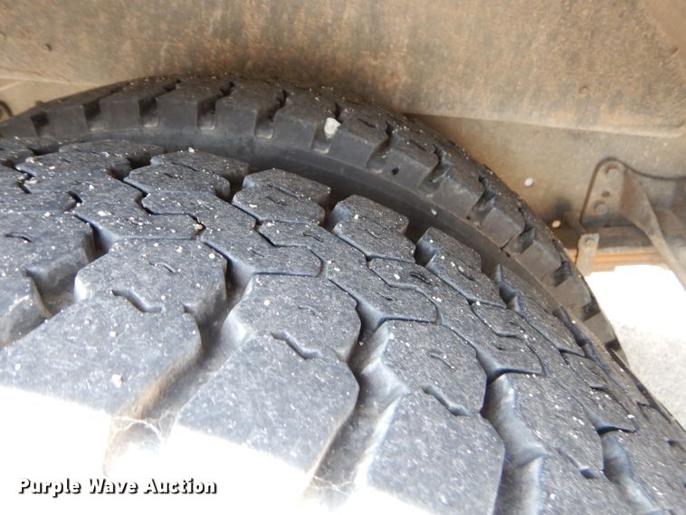 image for item GN9393 1995 International 3800  school bus