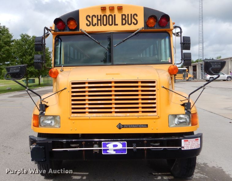 image for item GN9395 1995 International 3800  school bus