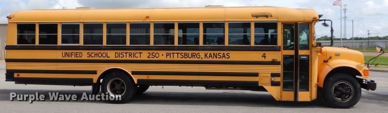 image for item GN9395 1995 International 3800  school bus