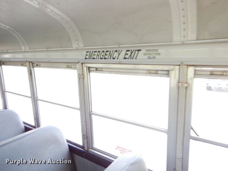 image for item GN9395 1995 International 3800  school bus