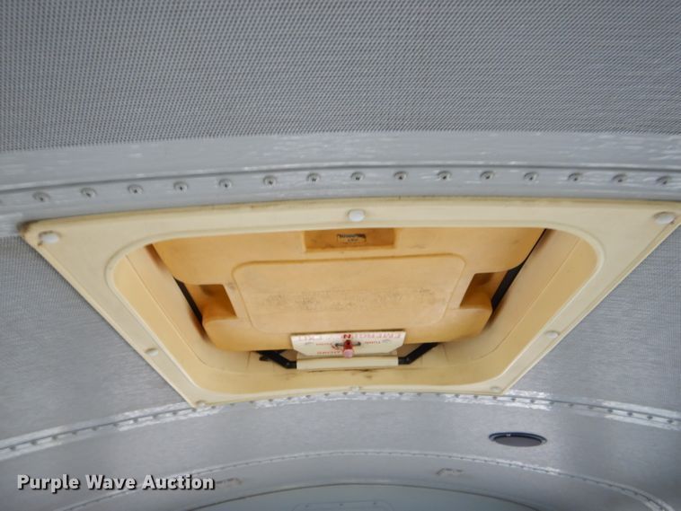 image for item GN9395 1995 International 3800  school bus