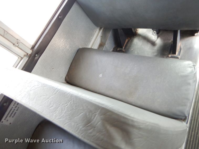 image for item GN9395 1995 International 3800  school bus