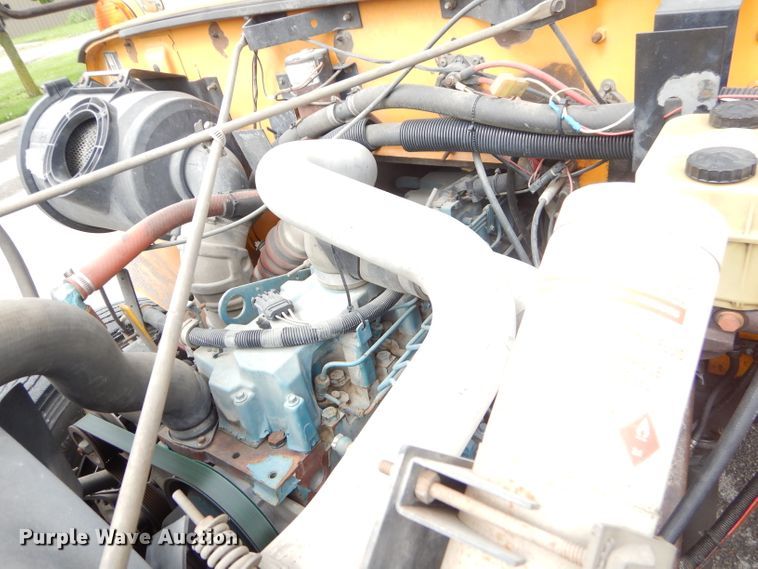 image for item GN9395 1995 International 3800  school bus