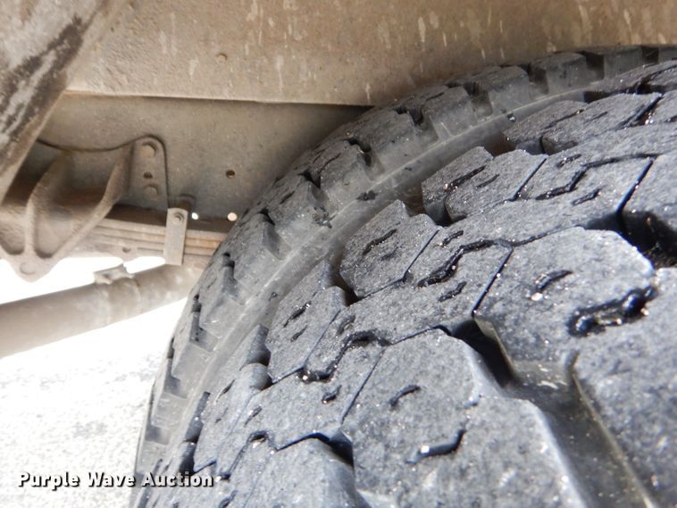 image for item GN9395 1995 International 3800  school bus