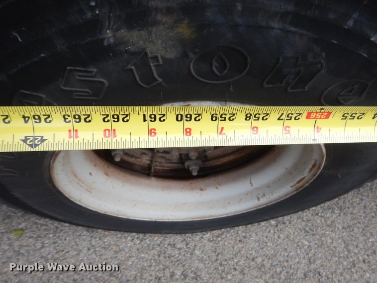 image for item GN9395 1995 International 3800  school bus