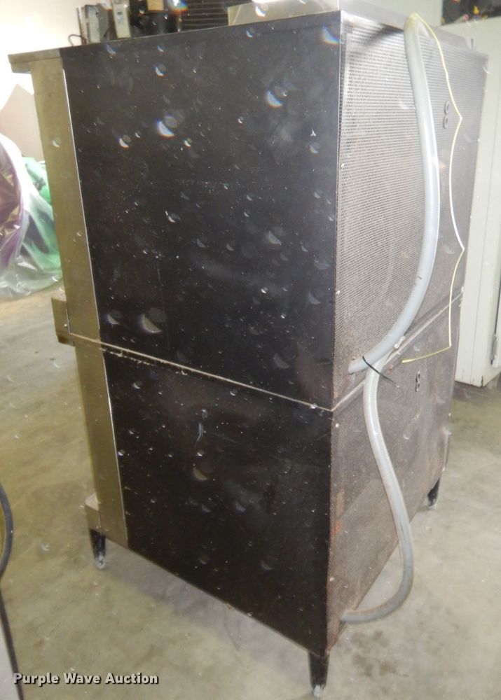 image for item GN9436 Blodgett EF-111 double convection oven