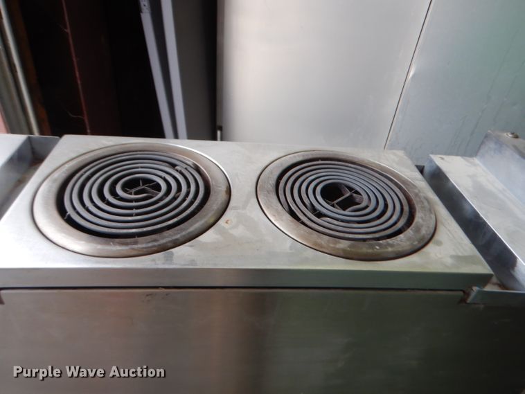 image for item GN9438 General Electric CP450 double burner stove