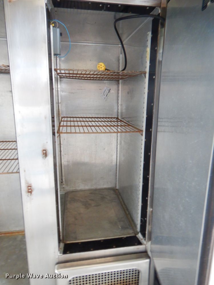 image for item GN9440 Glencoe AT-40-5 refrigerator