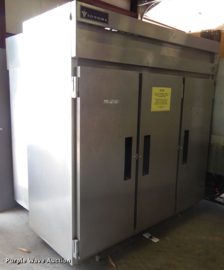 image for item GN9441 Victory VF-3 refrigerator/freezer