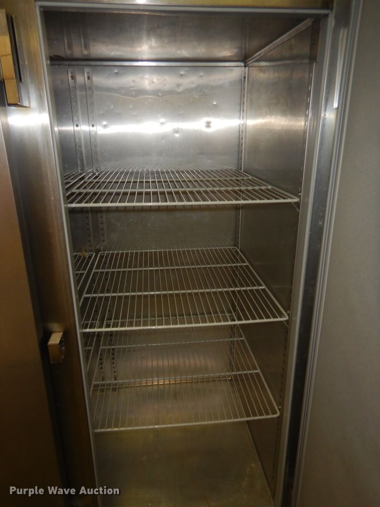 image for item GN9441 Victory VF-3 refrigerator/freezer