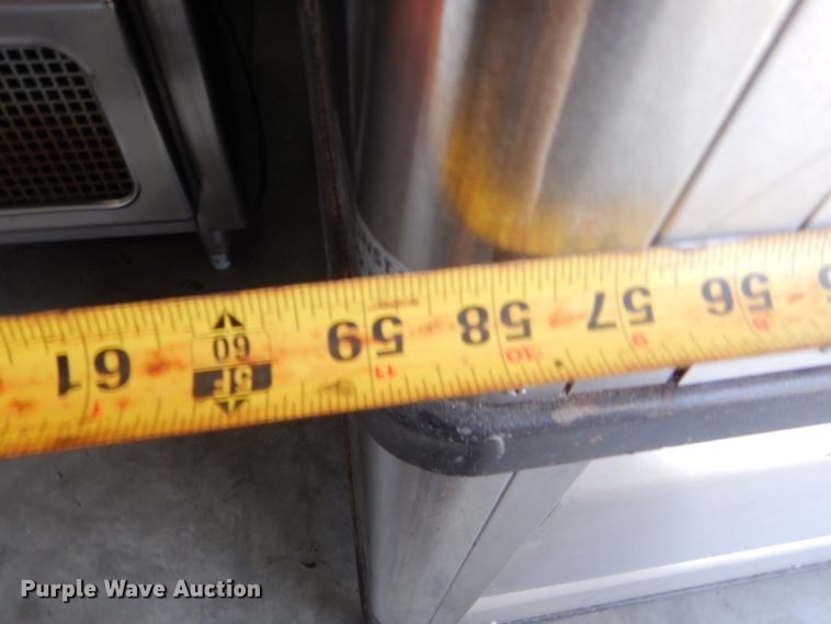 image for item GN9443 Blodgett 1210-S convection oven