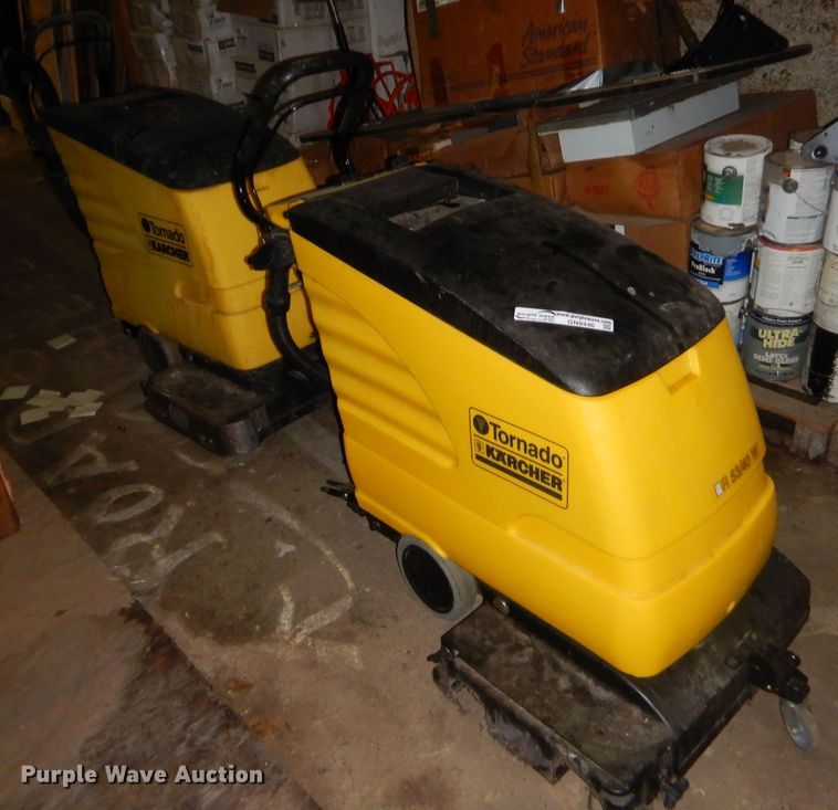 image for item GN9446 (6) floor scrubbers