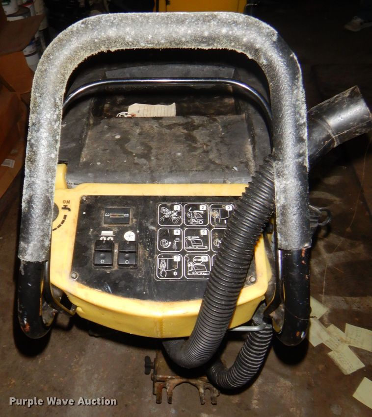 image for item GN9446 (6) floor scrubbers