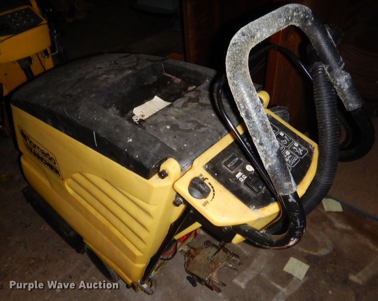 image for item GN9446 (6) floor scrubbers