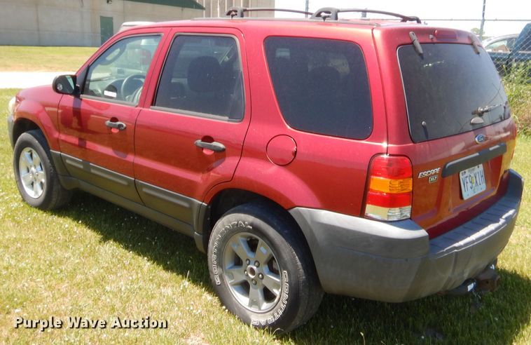 image for item GN9461 2005 Ford Escape XLT  SUV
