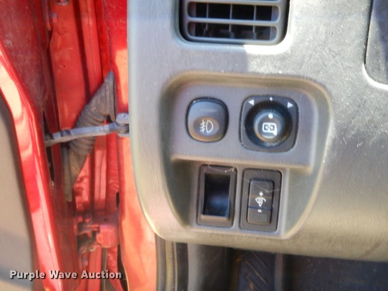 image for item GN9461 2005 Ford Escape XLT  SUV