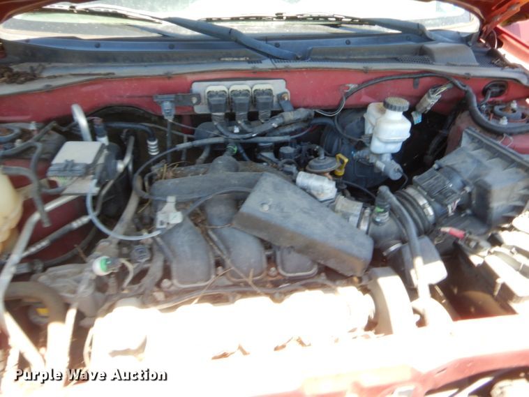 image for item GN9461 2005 Ford Escape XLT  SUV