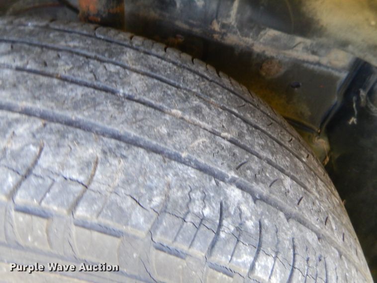 image for item GN9461 2005 Ford Escape XLT  SUV