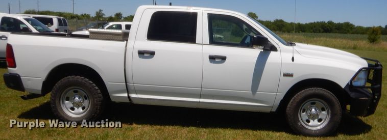 image for item GN9462 2015 Dodge Ram 1500  Crew Cab pickup truck