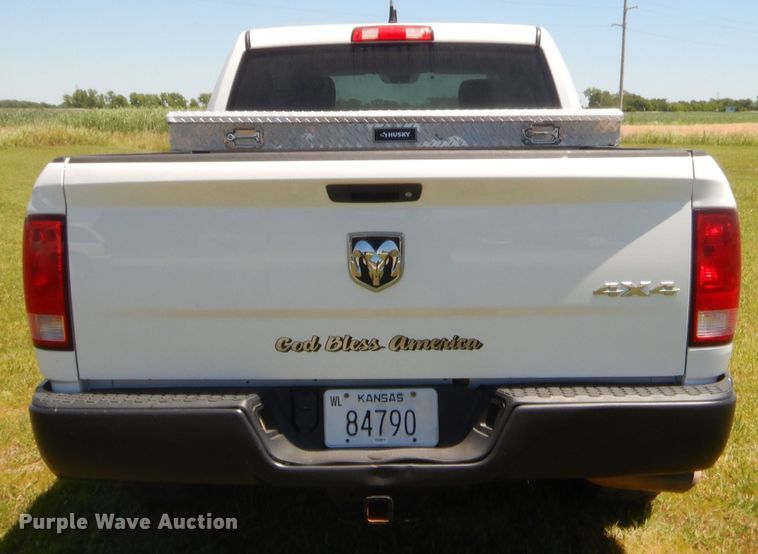 image for item GN9462 2015 Dodge Ram 1500  Crew Cab pickup truck