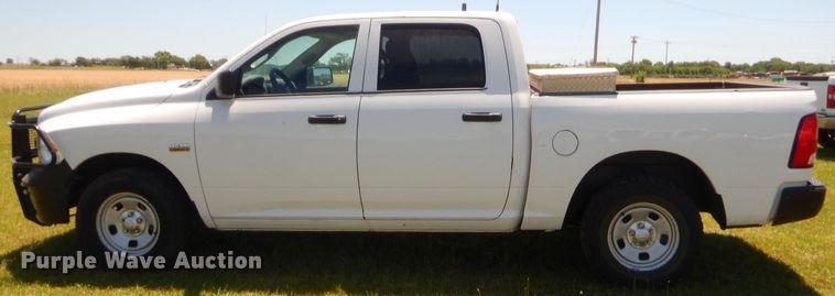 image for item GN9462 2015 Dodge Ram 1500  Crew Cab pickup truck